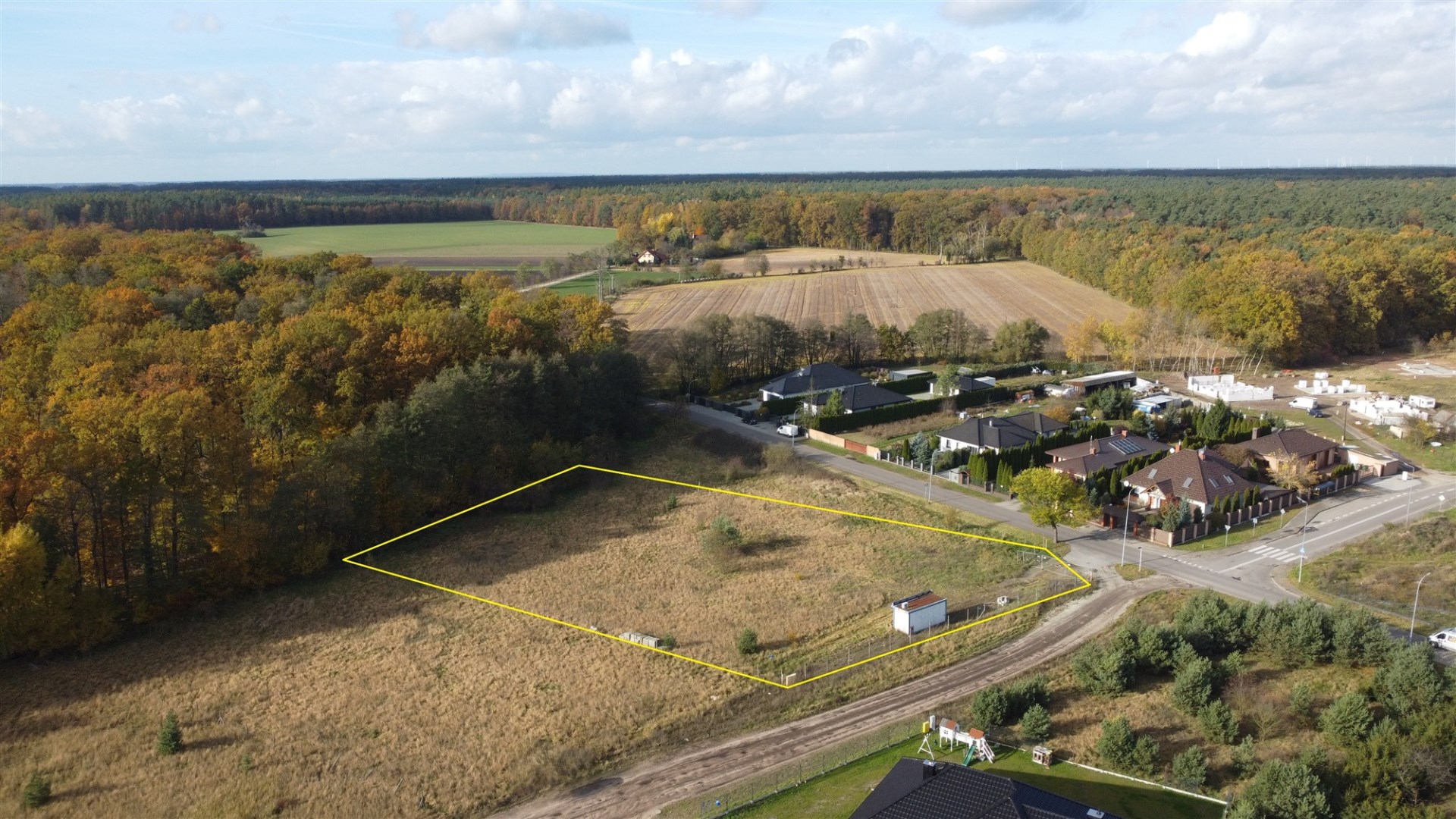 Działka na sprzedaż